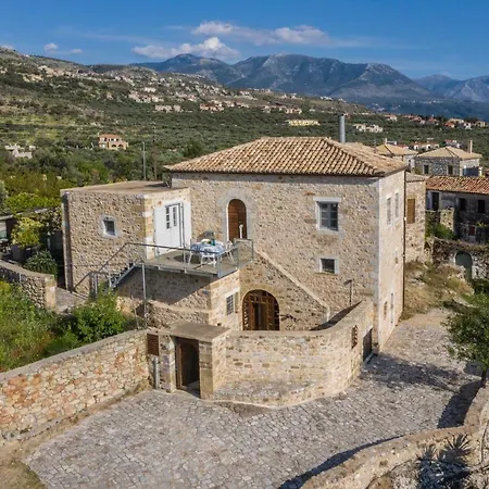 Vila Casa Antica Lévktron