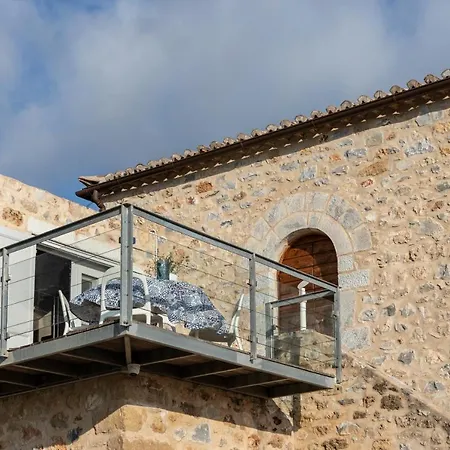 Casa Antica Vila Lévktron
